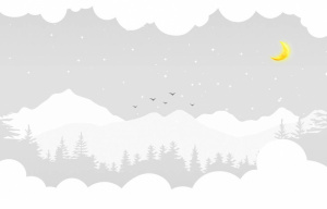 Серые горы в облаках с месяцем